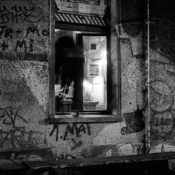 Saturday, Februar 1, 2003. Durchsfenster - The February program 2003 The window as an entrance to the cinema. Image: Michel Meijer