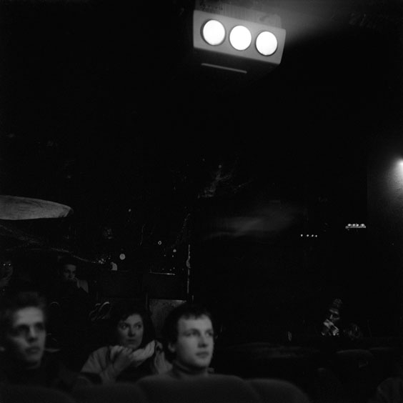 Saturday, February 8, 2003. Durchsfenster - The February program 2003 Shortly before the start of the film, all visitors have found their seats. Image: Michel Meijer