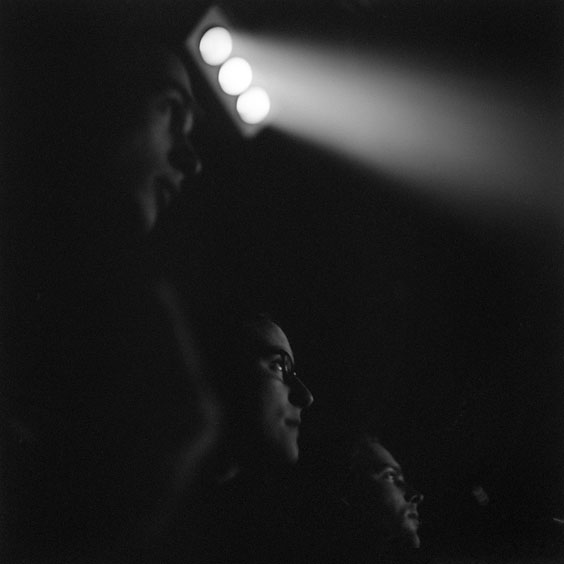 Monday, February 10, 2003. Durchsfenster - The February program 2003 The audience watches the film with fascination. Image: Michel Meijer