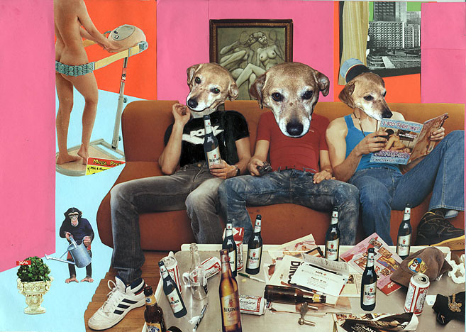 Sofa Drei Männer mit Hundeköpfen sitzen auf einem Sofa in einem Wohnzimmer und trinken Bier. Collage: Tim Roeloffs.