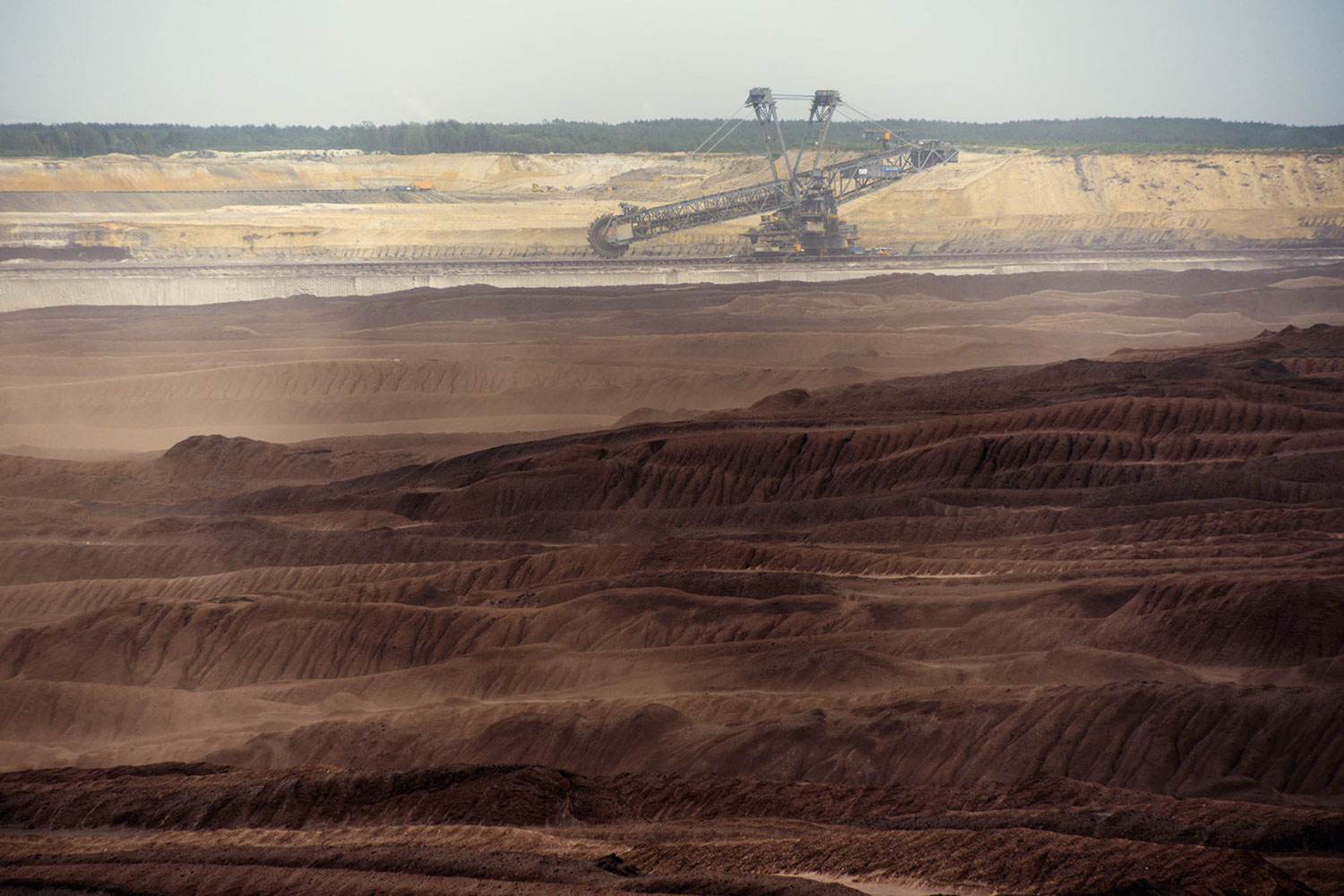 Welzow-Süd opencast mine in Lusatia, Germany 2020 - image: Michel Meijer
