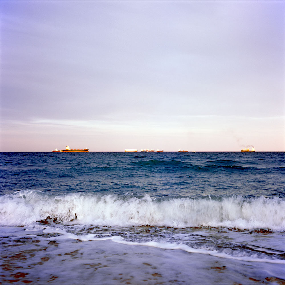 Frankfurter Allee at dusk in Berlin, Germany 2019 - image: Michel Meijer