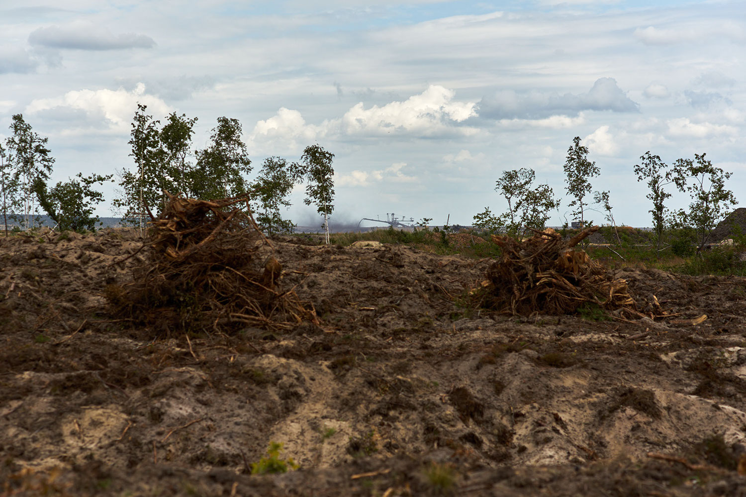 Frankfurter Allee at dusk in Berlin, Germany 2019 - image: Michel Meijer